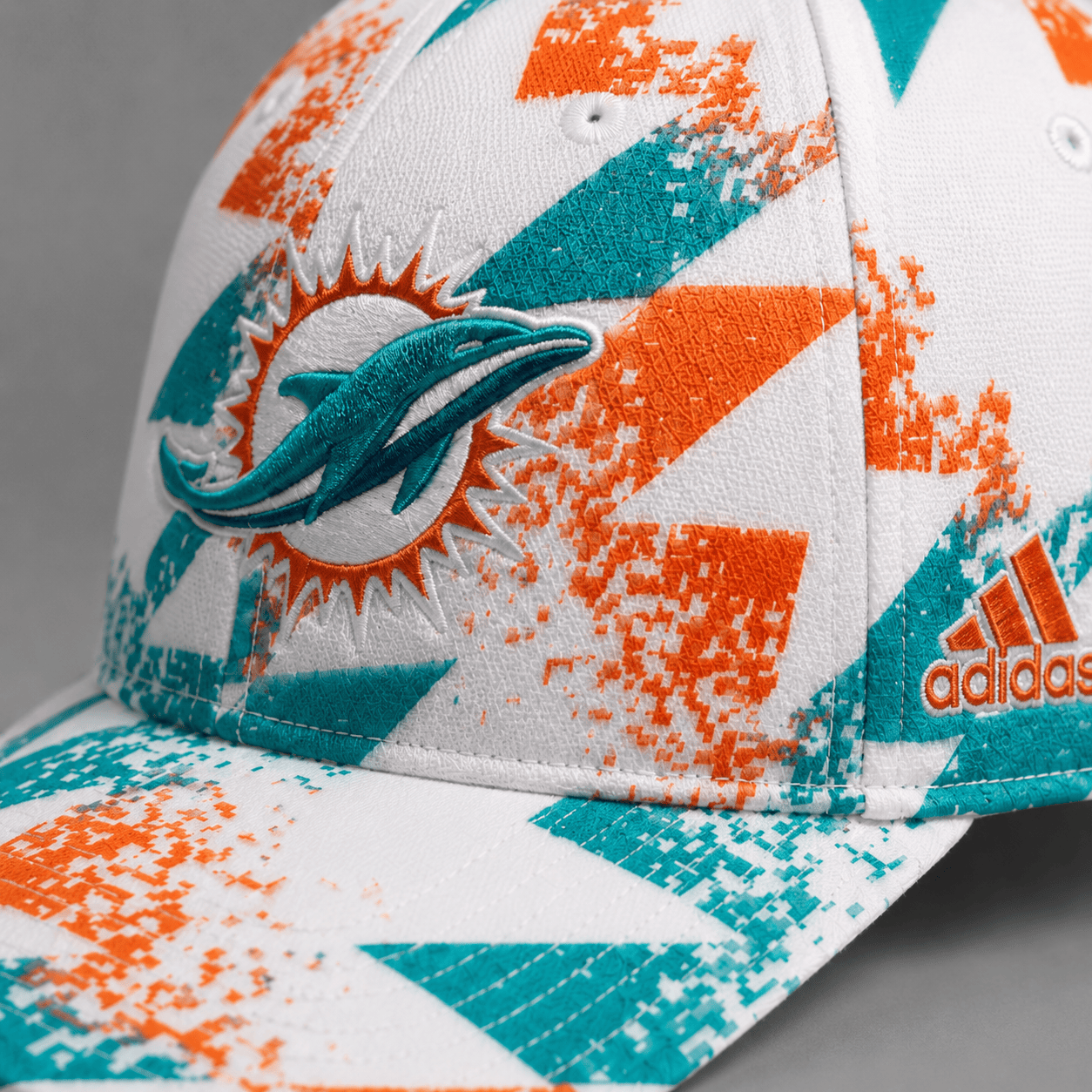 MD Premium NFL Sports Fan Geometric Pattern Baseball Cap